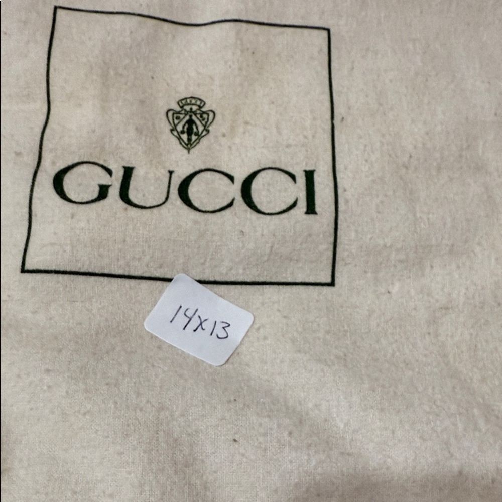 Gucci Cream Drawstring Bag - Picture 4 of 4